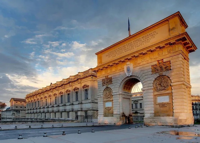 Pet Friendly hotel: Best Western Hotel Le Guilhem