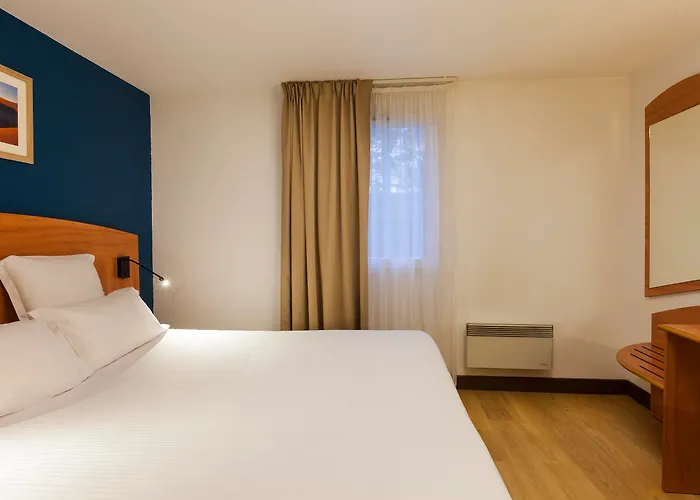 Comfort Hotel Evreux