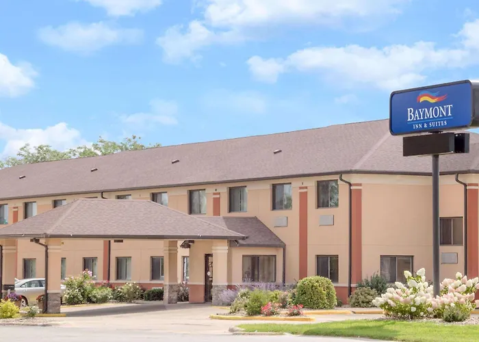 Baymont By Wyndham Waterloo