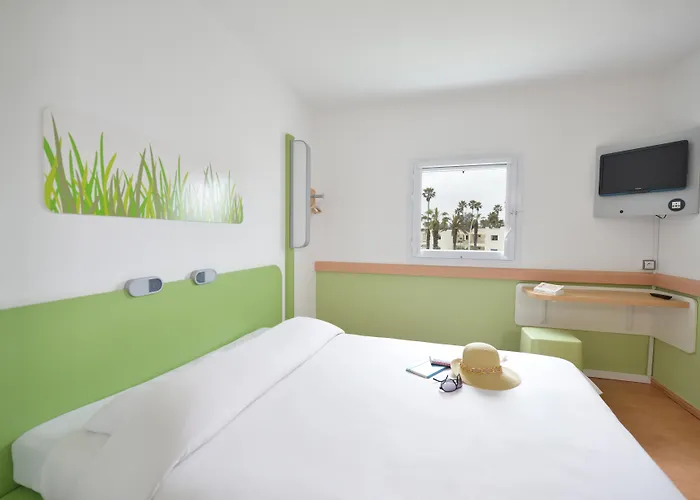 Mia Urban Detroit Tanger