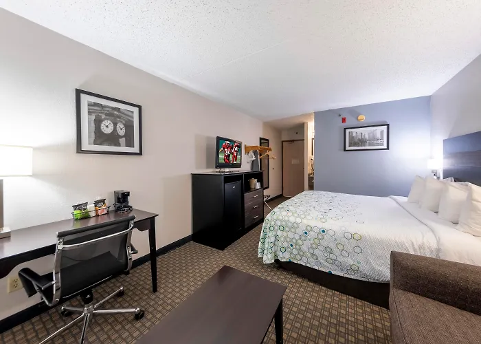 Motel: Hometown Inn By Red Roof East Syracuse