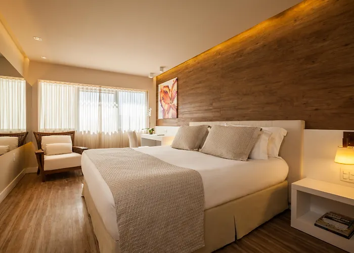 Hotel com piscina: Square Design Hotel