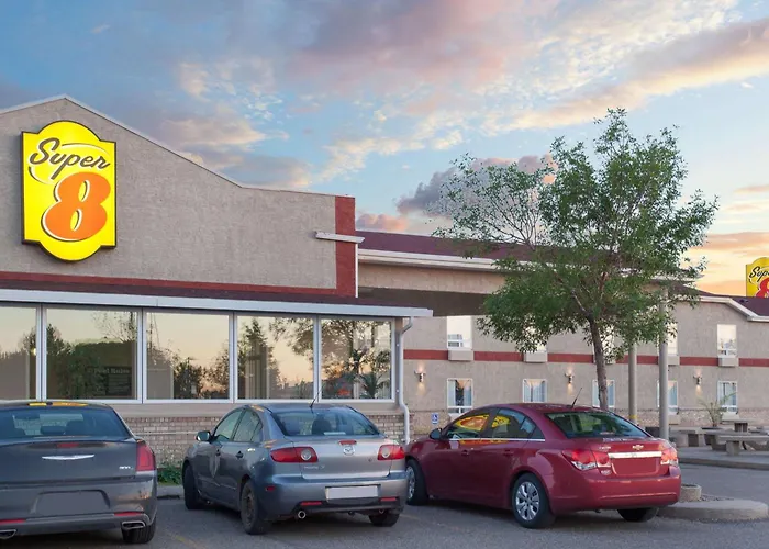 Super 8 By Wyndham Brandon Mb