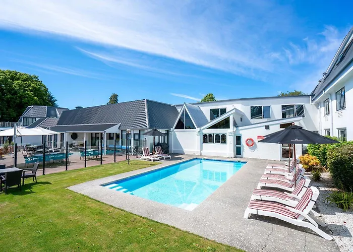 5 star hotels Scenic Marlborough