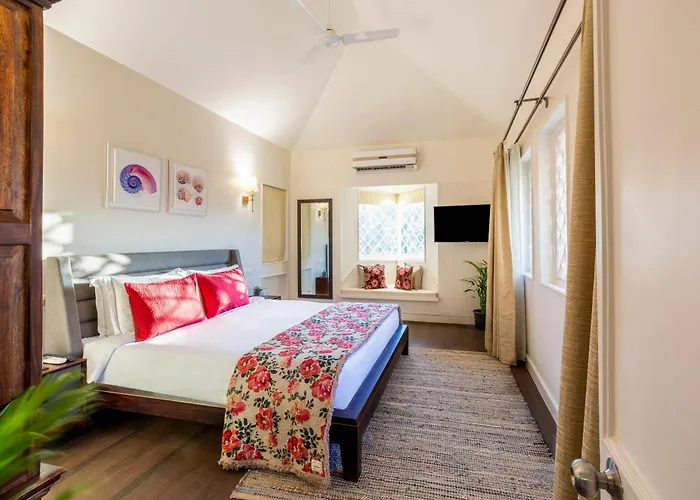 Ama Stays & Trails, Beach House Madh Island