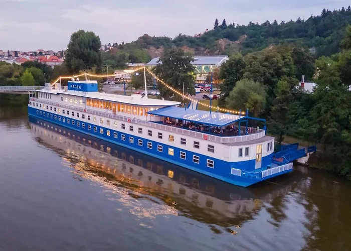 Campsite: Botel Racek