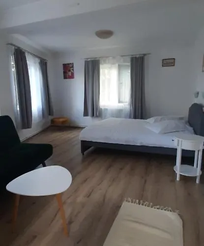 Piccola Italia Casa Racovita