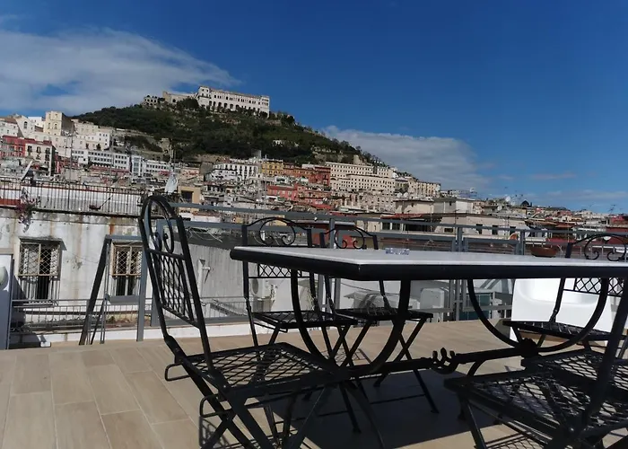  Royal Boutique Napoli