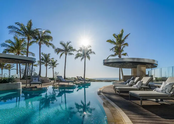 Kid friendly hotel Langham, Gold Coast And Jewel Residences