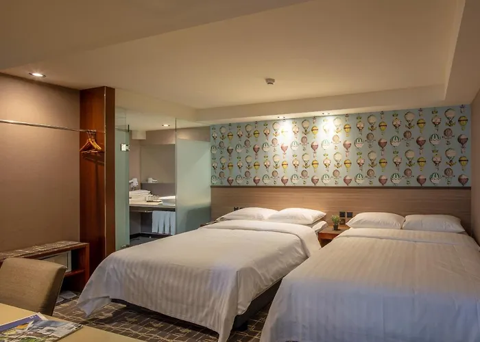 Rich & Free Hotel - Kaifeng 富逸旅趣-北車開封館