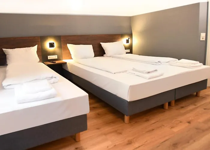 Hotel Apadana Frankfurt