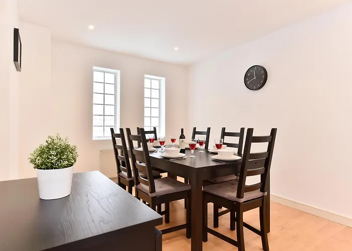 Vacation rental: Camden Town Apartments