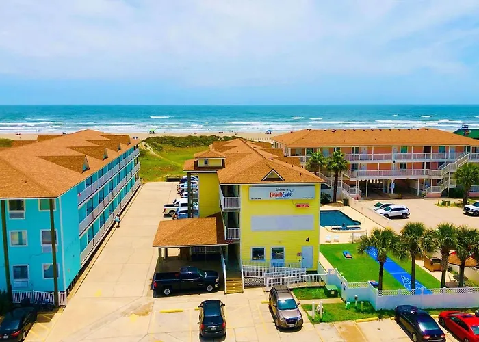 Beachgate Condosuites And Oceanfront Resort