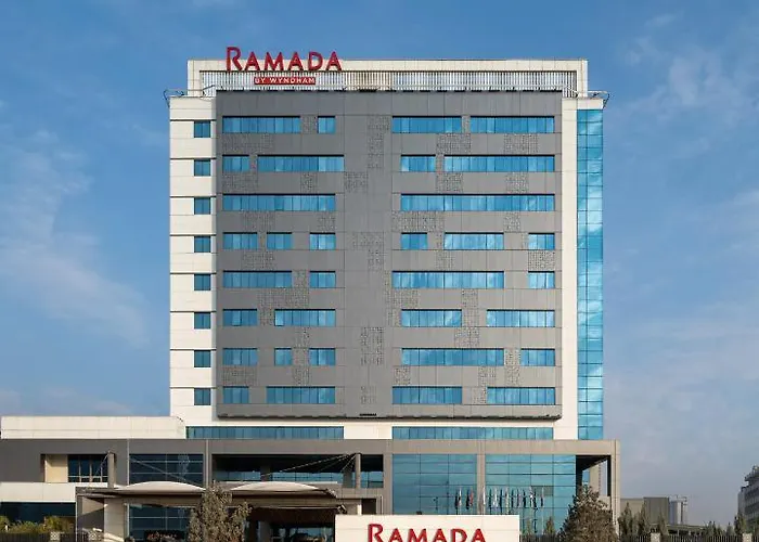 Ramada By Wyndham Erbil Gulan Street