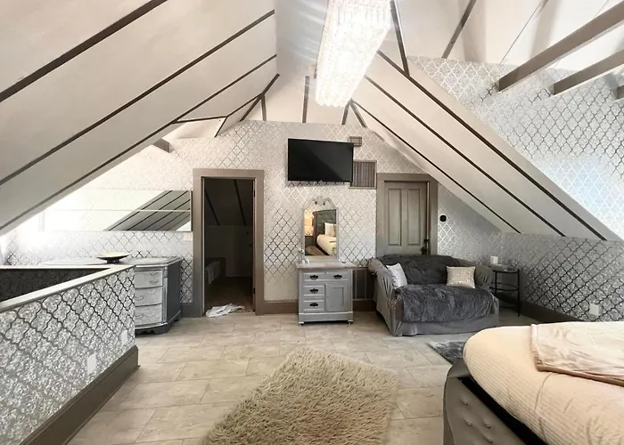1001 Nights Historic Bed And Breakfast Adults Only