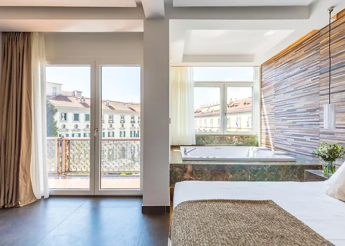 Dei Martiri Suite