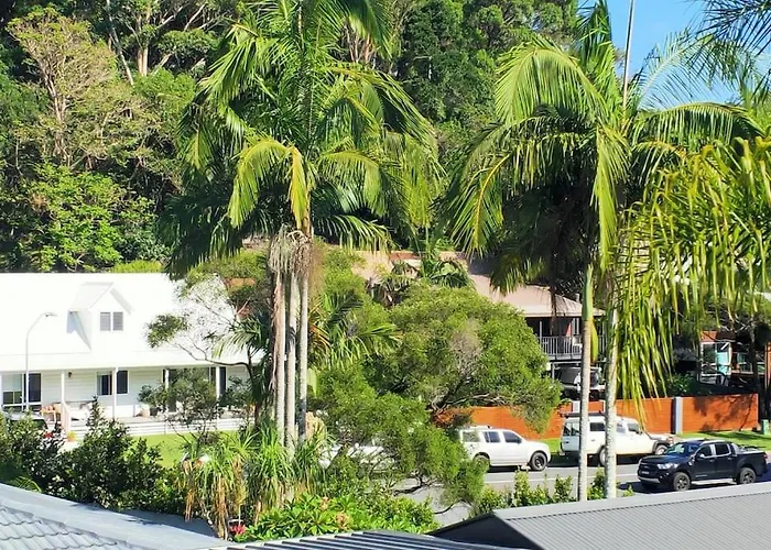 Entire Guest Suite - Beach Is 1 And Half Km - Pets Welcome
