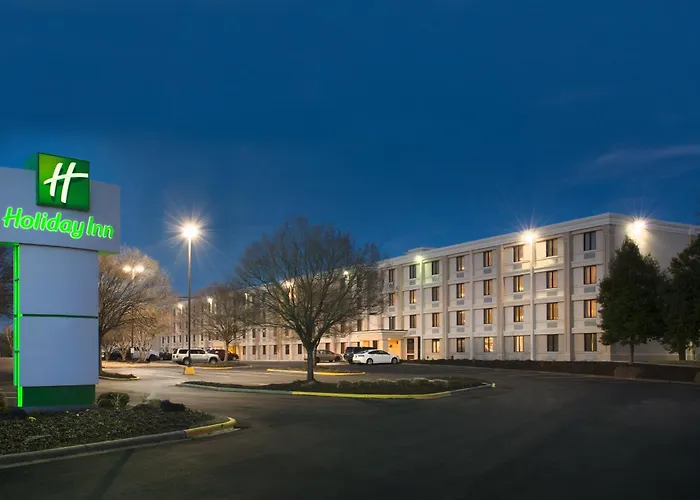 Romantic hotel: Holiday Inn Charlotte Airport By Ihg