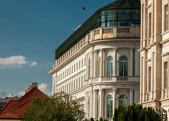 Motels Raffles Europejski Warsaw