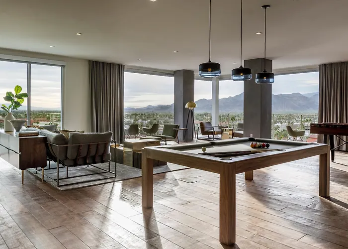 Jacuzzi hotel: Kimpton Rowan Palm Springs Hotel By Ihg