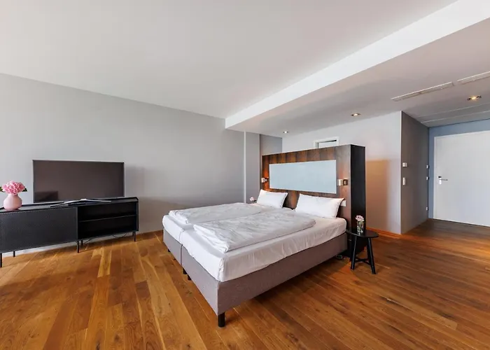 Aika Seaside Living Hotel