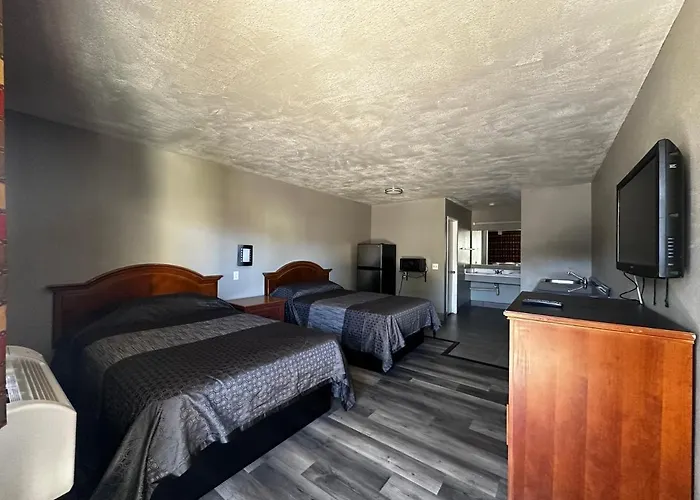 Sunpark Inn & Suites