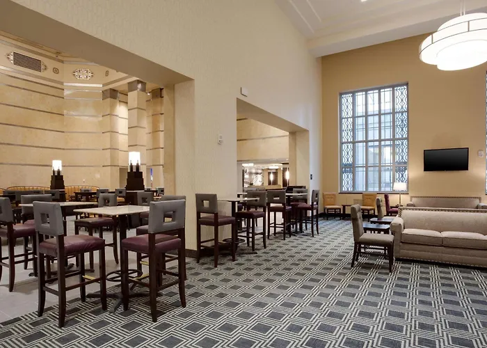 Dog friendly hotels Drury Plaza Pittsburgh Downtown