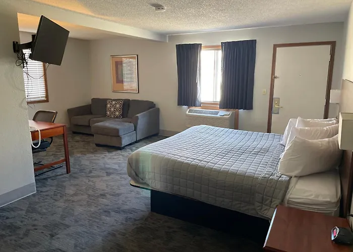 Travelodge By Wyndham South