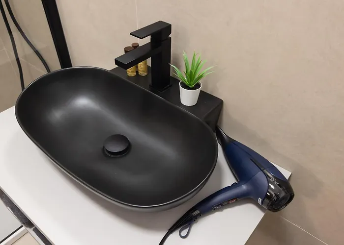 Luxury Station Suite