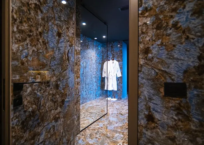 Arka Art Hotel