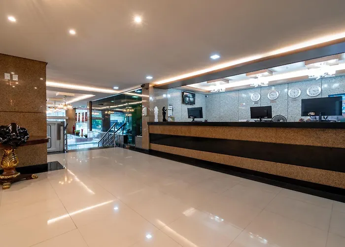 Hotel com piscina: Rede Andrade Amazônia