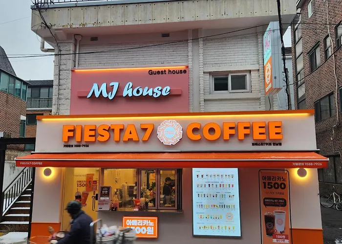 Mj House