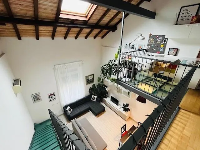 Casa vacanza: Via Breda 120