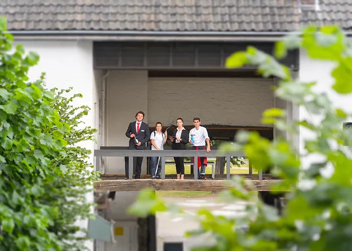 Teaching Hotel