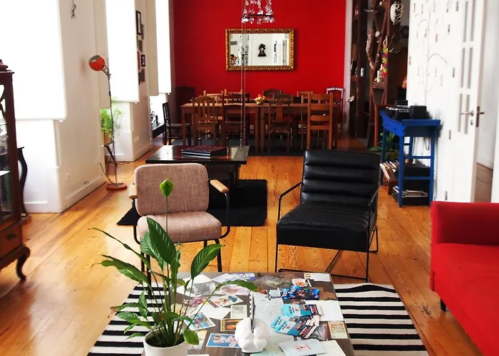Living Lounge