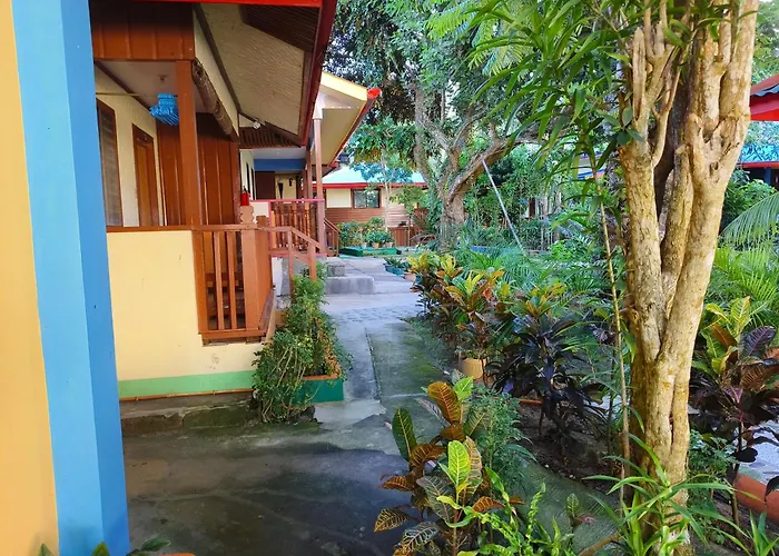 Hadefe Cottages