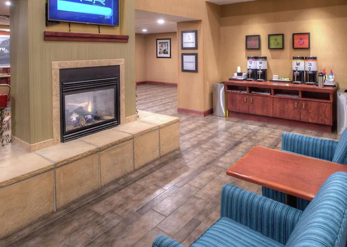 Beach Hotels Hampton Inn & Suites Rifle