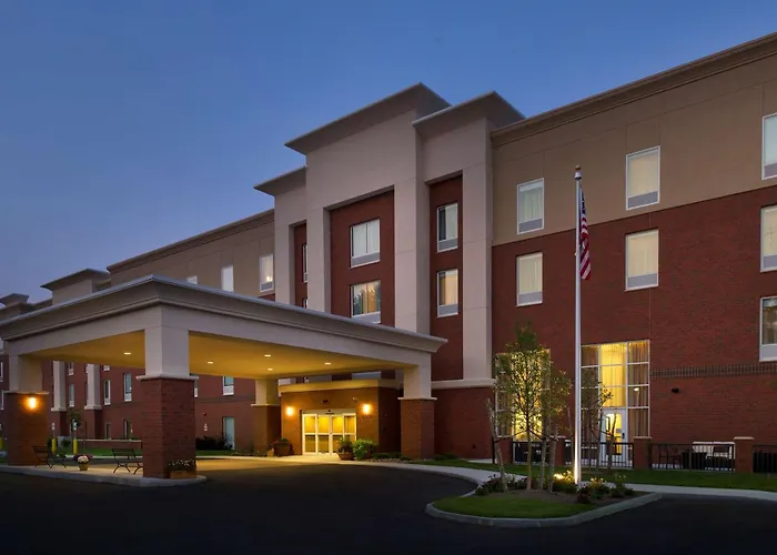 Hampton Inn & Suites Syracuse/Carrier Circle