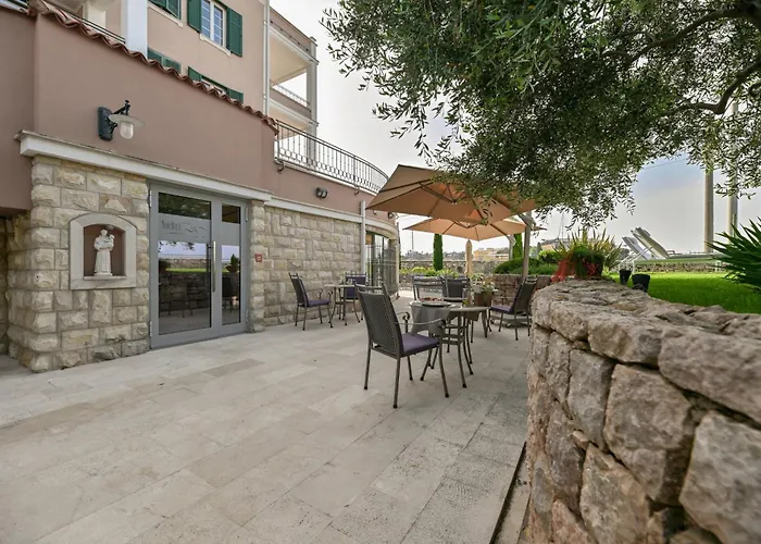 3-Sterne-Hotel: Villa Hresc M
