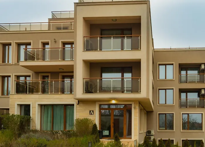 Vemara City Boutique Hotel-Free Parking