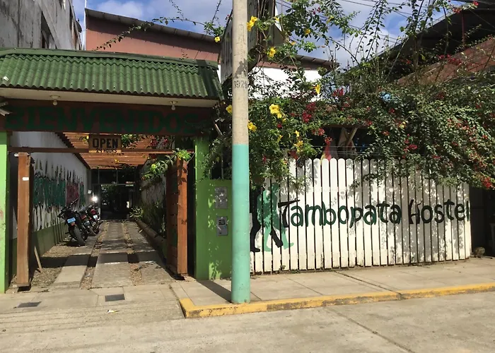 Tambopata Hostel