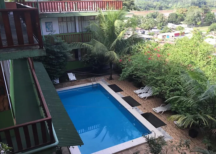Tambopata Hostel