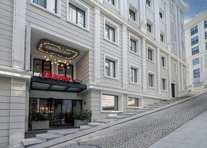 Familienhotel: Hampton By Hilton Istanbul Sirkeci