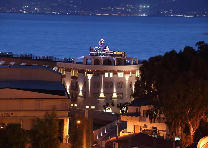 Hotel: E' Hotel