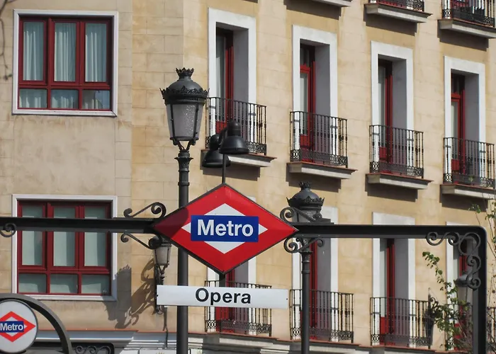Pension Guide Hostal Oriente