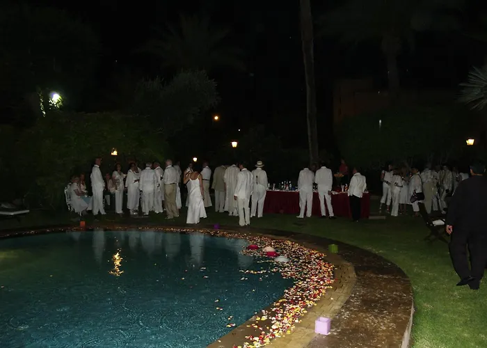 Casa de huéspedes: The Red House