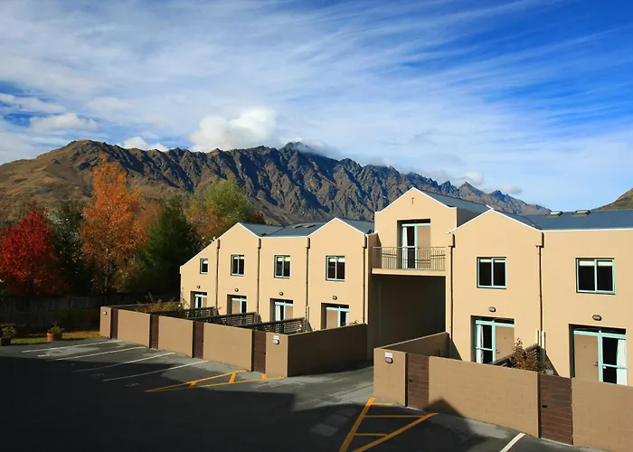 Gateway Apartments