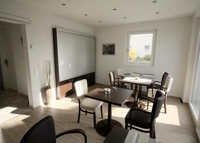 Go2Bed Hotel&Restaurant Weil am Rhein / Basel