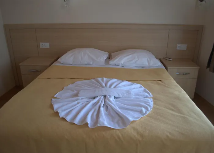 Auberge: Piya Boutique Hotel