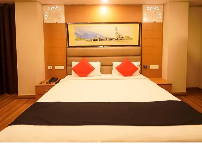Hotel Yugantar & Banquets